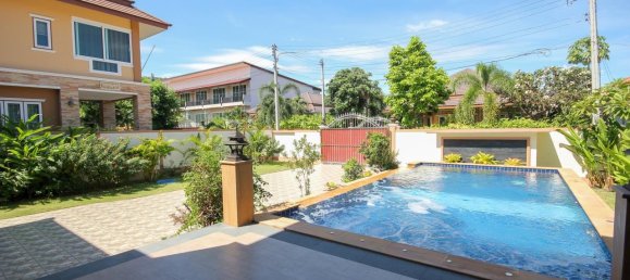 Café/restaurante de 5 dormitorios en Hua Hin, Thailand No. 6774 5