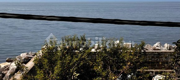 Земельный участок 356м² в Триест, Италия № 371695 8