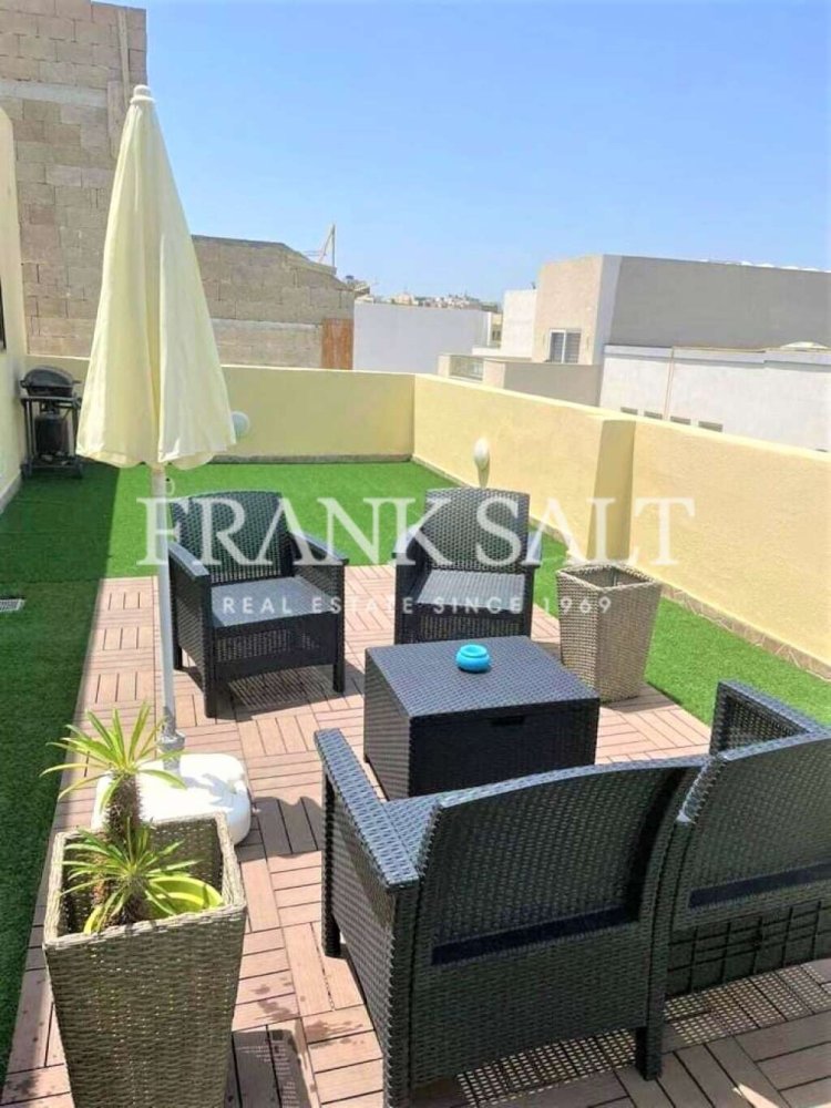 2 bedrooms Penthouse in Gzira, Malta No. 4742