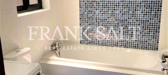 2 bedrooms Penthouse in Gzira, Malta No. 4742 7