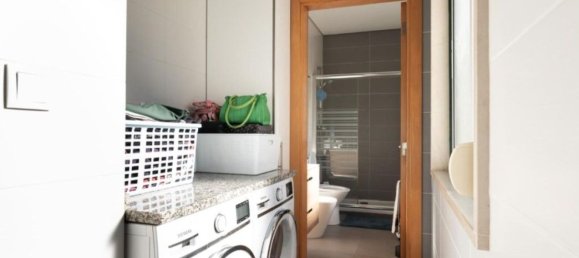 Квартира с 2 спальнями в Лиссабон, Португалия № 111462 12
