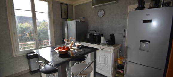 4 غرف نوم فيلا في Nogent-le-Rotrou, France رقم 91759 9