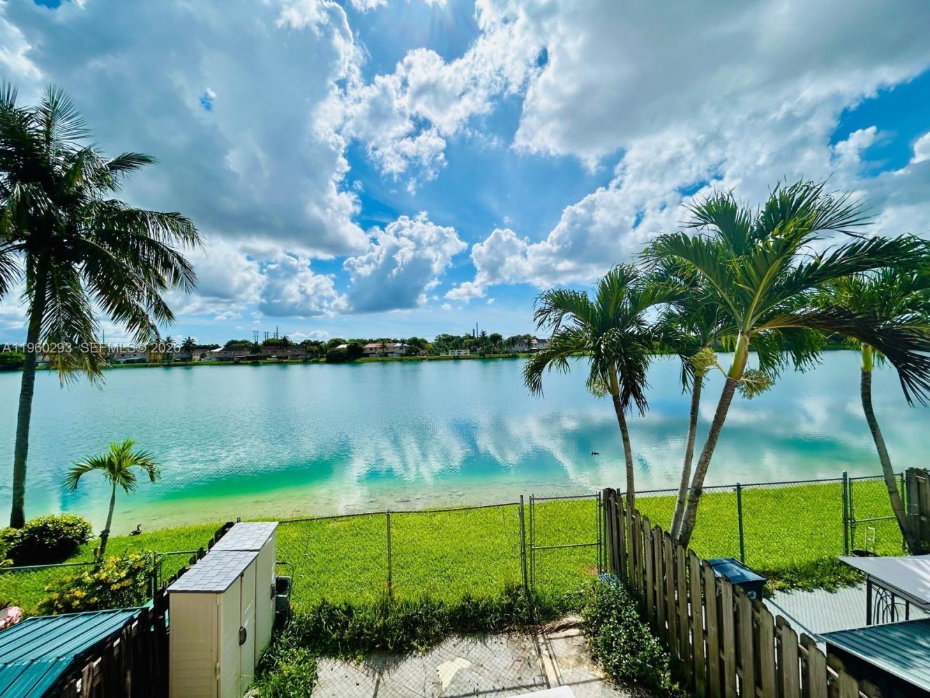 3 bedrooms Duplex for sale in Miami, Miami-Dade, Florida, USA № 614276