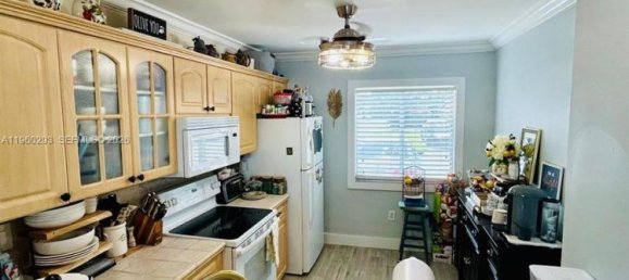 3 bedrooms Duplex for sale in Miami, Miami-Dade, Florida, USA № 614276 4