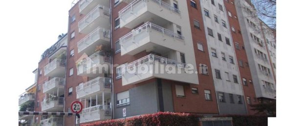 Квартира с 2 спальнями в Милан, Италия № 316381 3