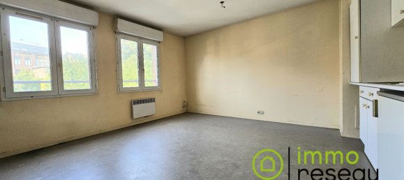 Studio in Tourcoing, France No. 242421 10