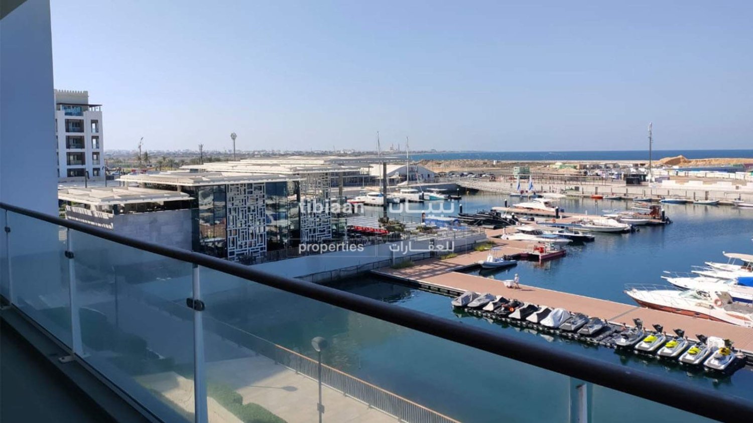 3 bedrooms Apartment in Muscat, Oman No. 337