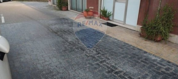 3 rooms Commercial property in Caltagirone, Italy No. 86149 2