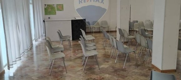 3 rooms Commercial property in Caltagirone, Italy No. 86149 10