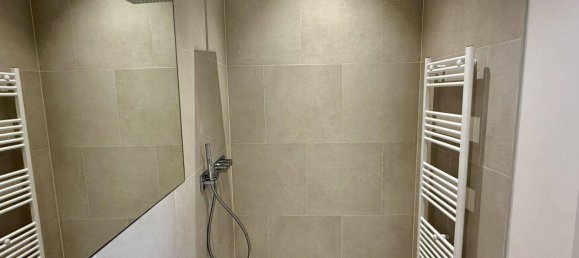 2غرفة شقة في Hernals, Austria رقم 139323 6