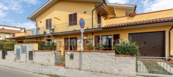 1 bedroom Apartment in Terricciola, Italy No. 303837 20
