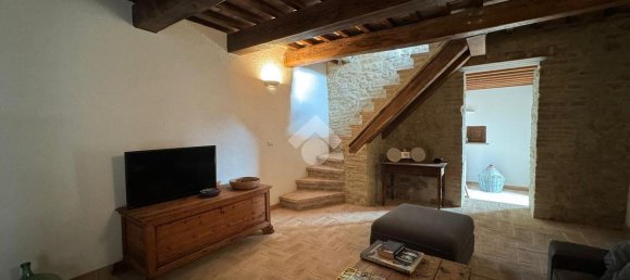 Дом с 4 комнатами в Гвальдо Каттанео, Италия № 119626 42