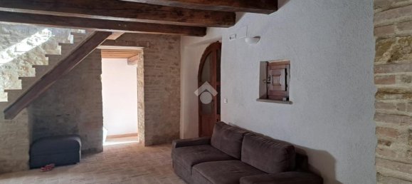 Дом с 4 комнатами в Гвальдо Каттанео, Италия № 119626 5