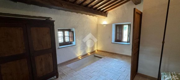 Дом с 4 комнатами в Гвальдо Каттанео, Италия № 119626 16