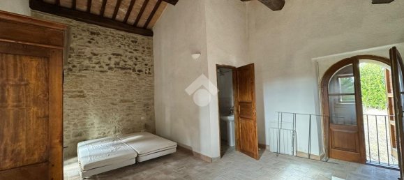 Дом с 4 комнатами в Гвальдо Каттанео, Италия № 119626 15