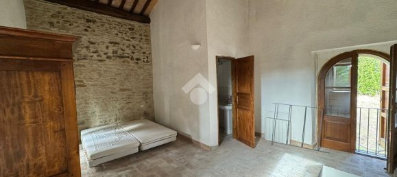 Дом с 4 комнатами в Гвальдо Каттанео, Италия № 119626 13