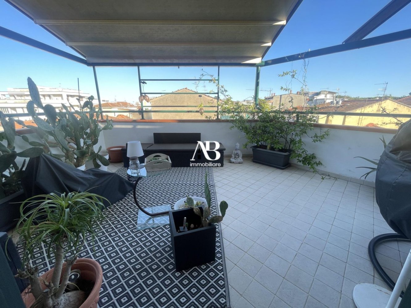 3-Zimmer Penthouse in Viareggio, Italy, Nr. 280506