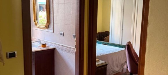 Casa de 6 divisões em Serramazzoni, Italy N.º 272198 18