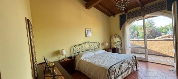 Casa de 6 divisões em Serramazzoni, Italy N.º 272198 10