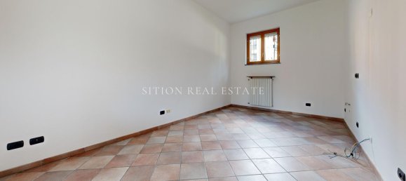 Квартира с 2 комнатами в Ро, Италия № 183226 6