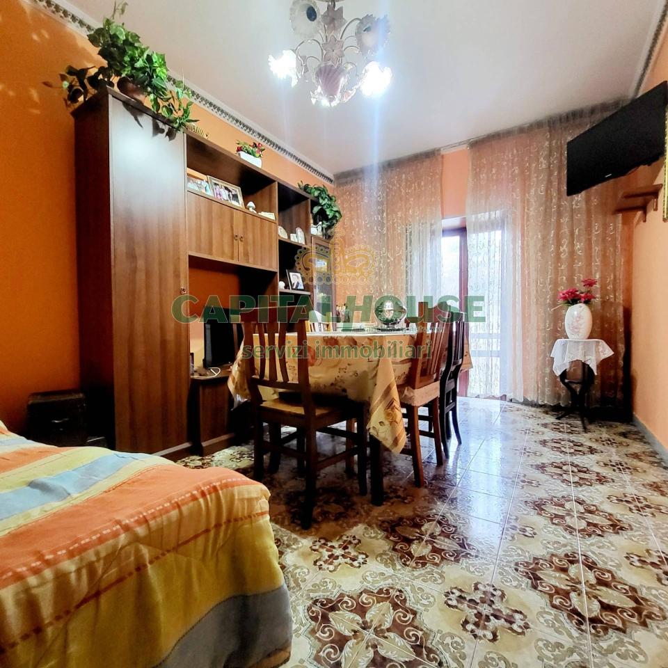 Apartamento de 3 divisões em Avellino, Italy N.º 86835