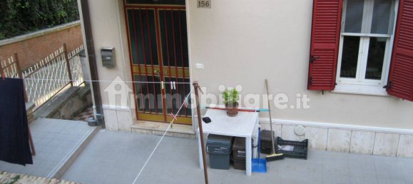 Apartamento de 2 dormitorios en Loreto Aprutino, Italy No. 250975 2
