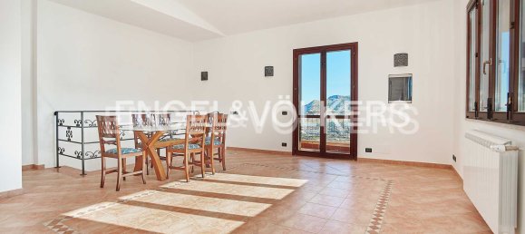 4 bedrooms Building in Palermo, Italy No. 127270 6