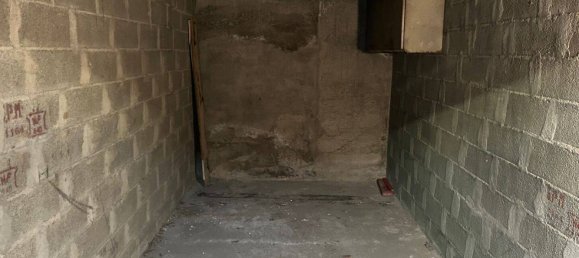 12m² Garage in Marseille, France No. 331497 2