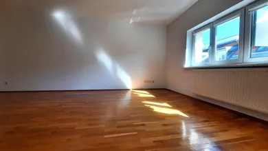 2 rooms Apartment in Alsergrund, Austria No. 193891