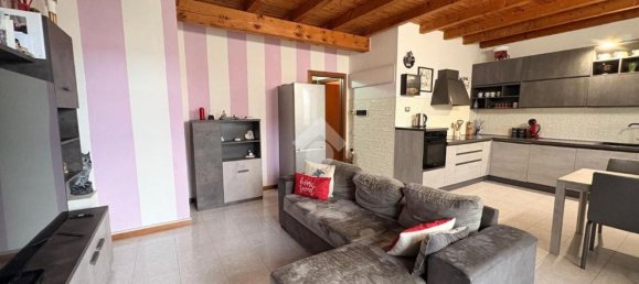3 rooms Apartment in Levate, Italy No. 283384 4