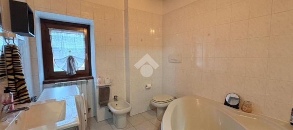 3 rooms Apartment in Levate, Italy No. 283384 10