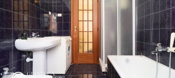 1 bedroom Apartment in Chieri, Italy No. 336289 24