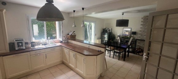 3 Schlafzimmer Haus in Morsang-sur-Orge, France, Nr. 334486 4