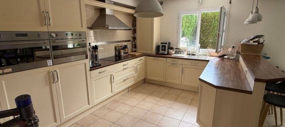 3 Schlafzimmer Haus in Morsang-sur-Orge, France, Nr. 334486 5