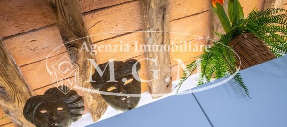 3-salle Appartement à Calcinaia, Italy No. 43516 10