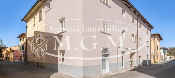 3-salle Appartement à Calcinaia, Italy No. 43516 24