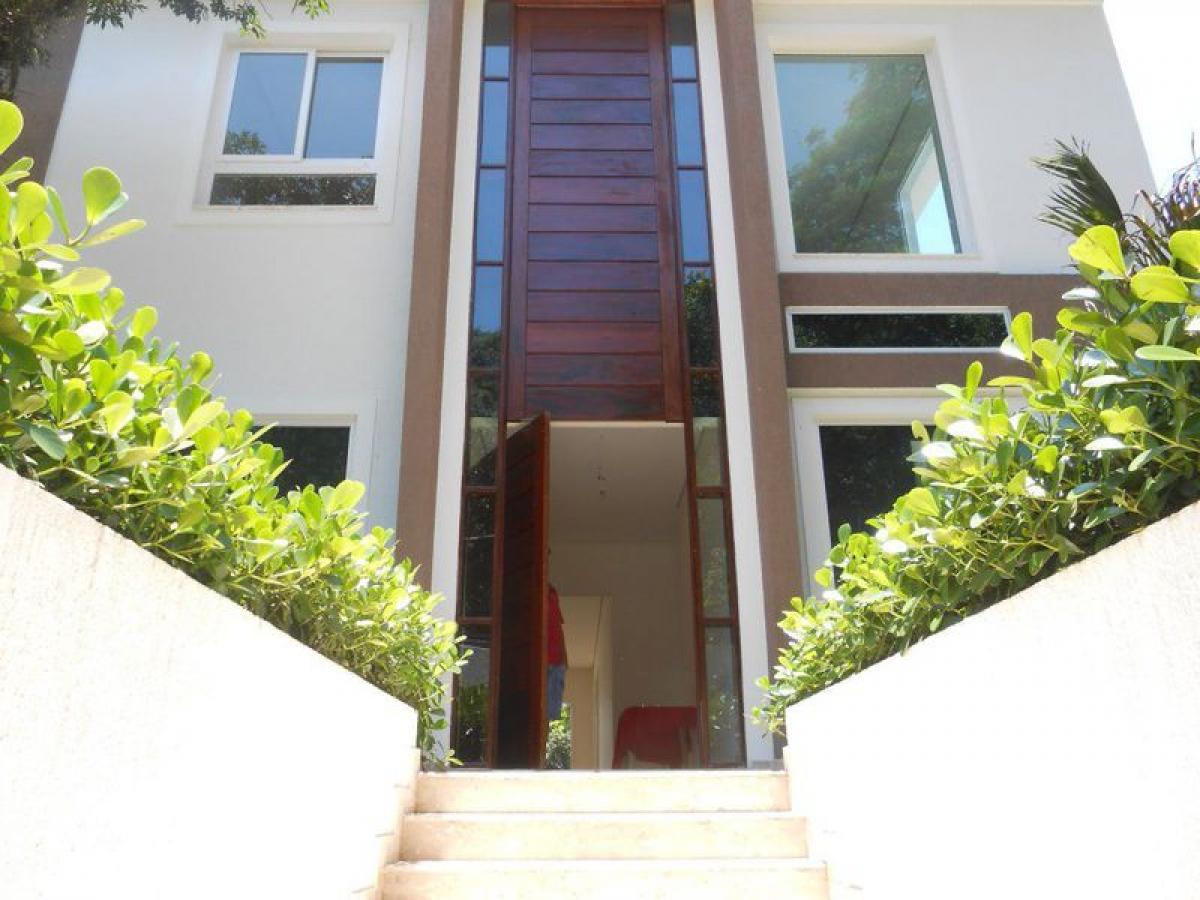 4 bedrooms House in Sao Paulo, Brazil No. 489809