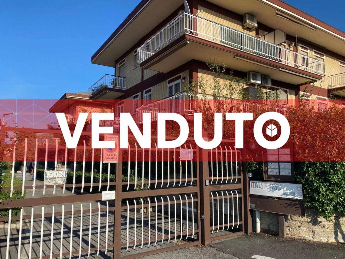 Garaje de 1 habitación en Ciampino, Italy No. 20589