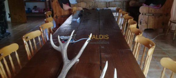 Casa de 8 dormitorios en Laon, France No. 94951 11