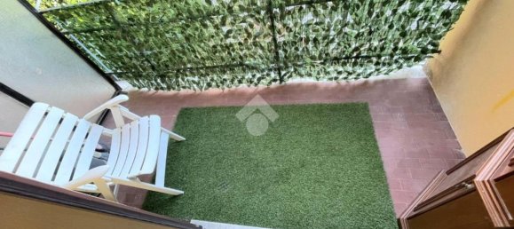 2 bedrooms Apartment in Medesano, Italy No. 379072 2