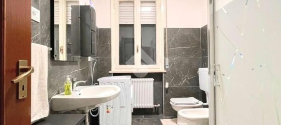 2 bedrooms Apartment in Medesano, Italy No. 379072 9