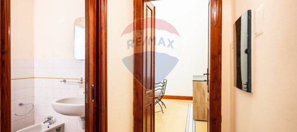 Escritório de 5 divisões em Sassari, Italy N.º 326137 12