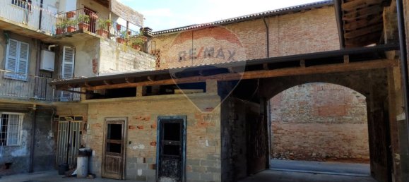 23 غرف نوم منزل في Casalnoceto, Italy رقم 327966 4