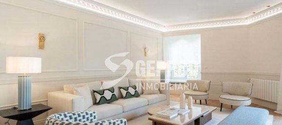 3 bedrooms Apartment in Madrid, Spain No. 122238 6