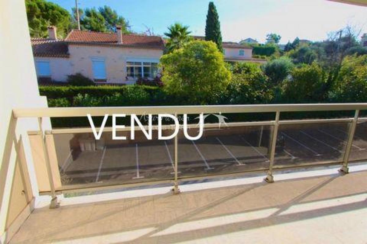 Estudio en el condominio en Vallauris, France No. 15952