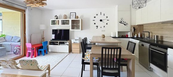 Apartamento de 2 dormitorios en Saint-Genis-Laval, France No. 317132 3