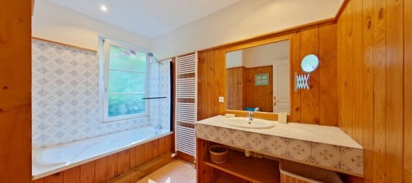 8 bedrooms House in Tours, France No. 305928 7