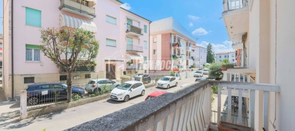 2 Schlafzimmer Wohnung in Imola, Italy, Nr. 295776 23