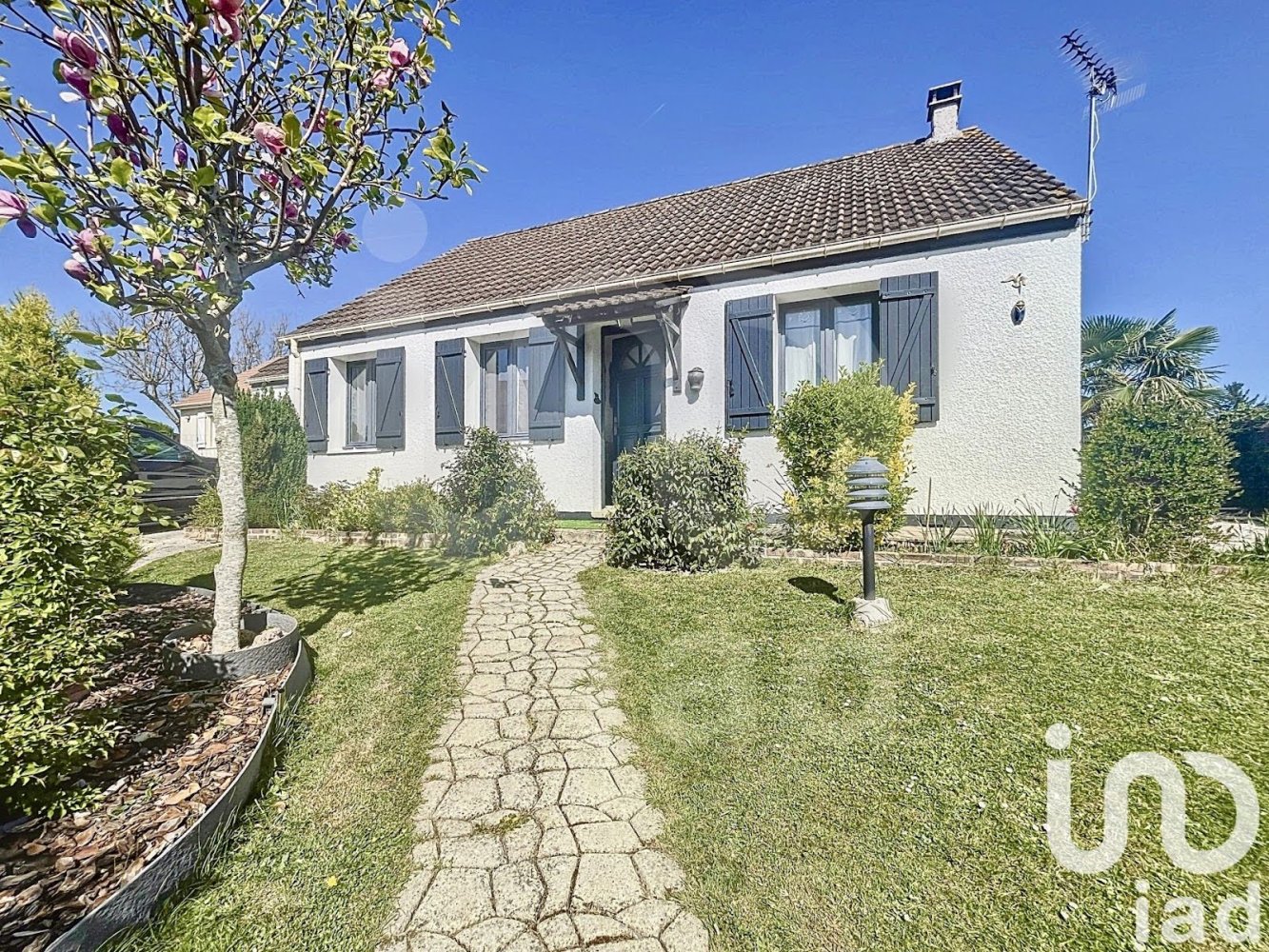 5 chambres Maison à Pontault-Combault, France No. 296379