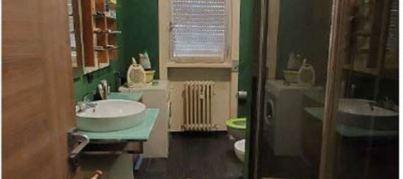 Квартира с 3 комнатами в Галларате, Италия № 181841 10